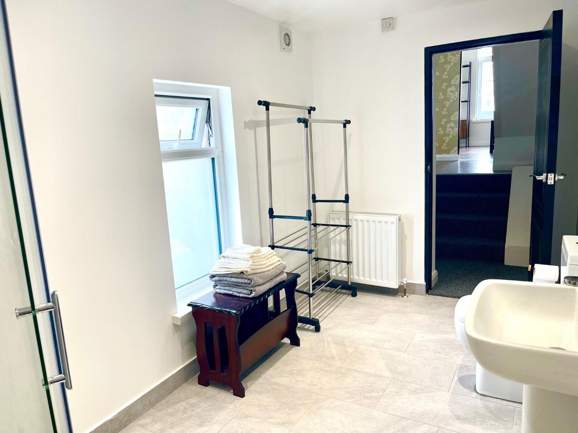 Entire Yellowapt Near Belfast City Centre - Free Parking - Up To 3 Guests - 2 Beds 외부 사진